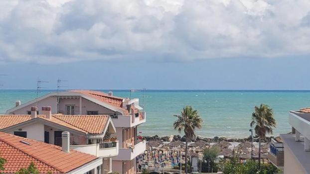 Sapore Di Mare Montesilvano Bagian luar foto